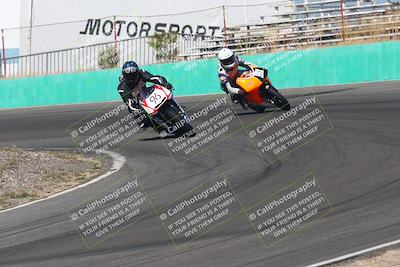 media/Apr-20-2025-AHRMA (Sun) [[393a79c373]]/Race/Group 11 early race/Turn 4b/